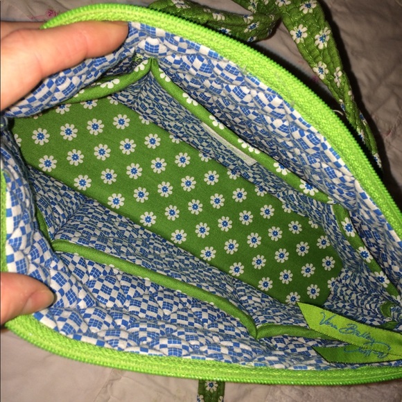 EUC🍏Vera Bradley petite tote bag in  Apple Green - Picture 2 of 3